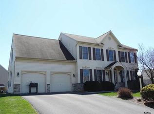 100 Casey Ln, York, PA 17402