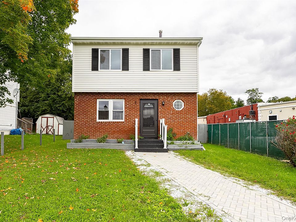1st image of 502 Harbor View Ct