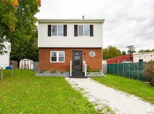 502 Harbor View Ct, Beacon, NY 12508