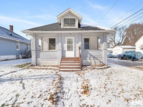2016 Washington St, Davenport, IA 52804