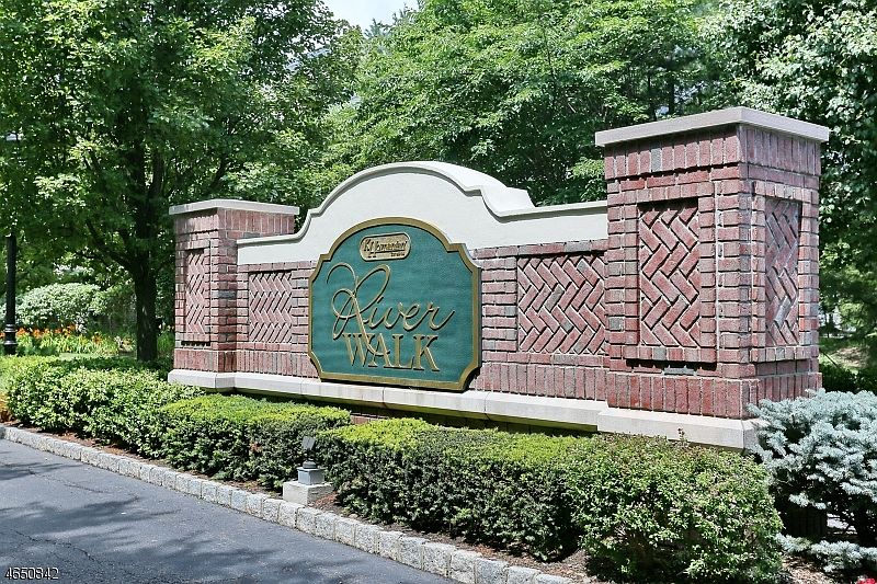1st image of 253 RIVERWALK WAY