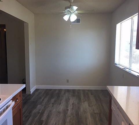 5th image of 1215 Henderson Ave APT 4