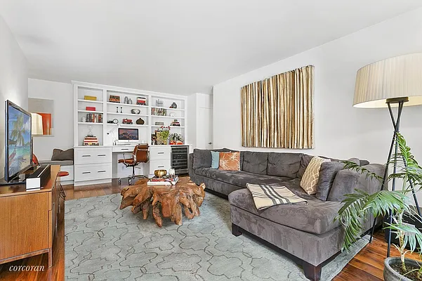 Sold by Corcoran | media 7