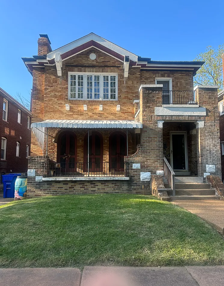 7311 Amherst Ave — Photo 2