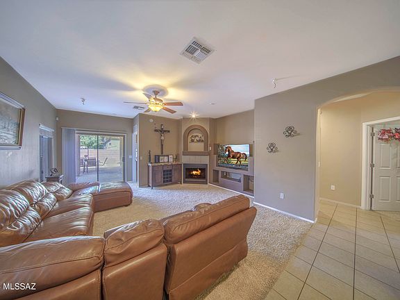 5th image of 1057 E Lyle Canyon Dr