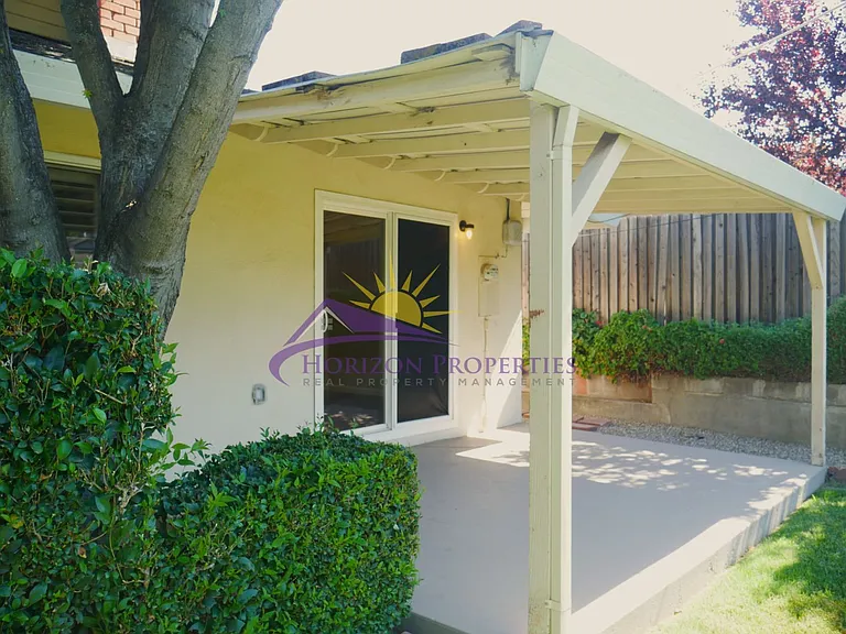 6986 Greenbrook Cir — Photo 24