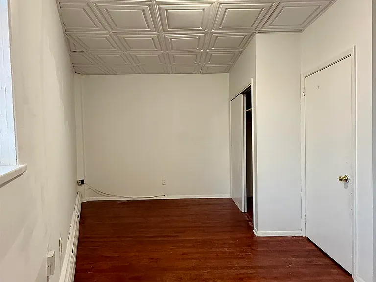 201-203 N 2nd St #7 — Photo 8