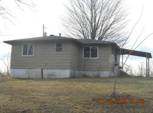 455 S Gobbler Knob Rd, Pekin, IN 47165