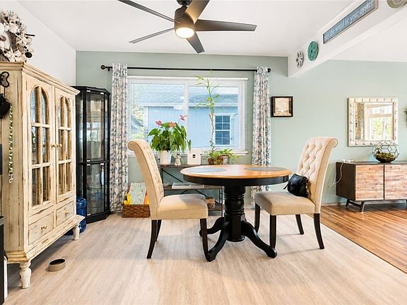 4th image of 180 Nina Ave