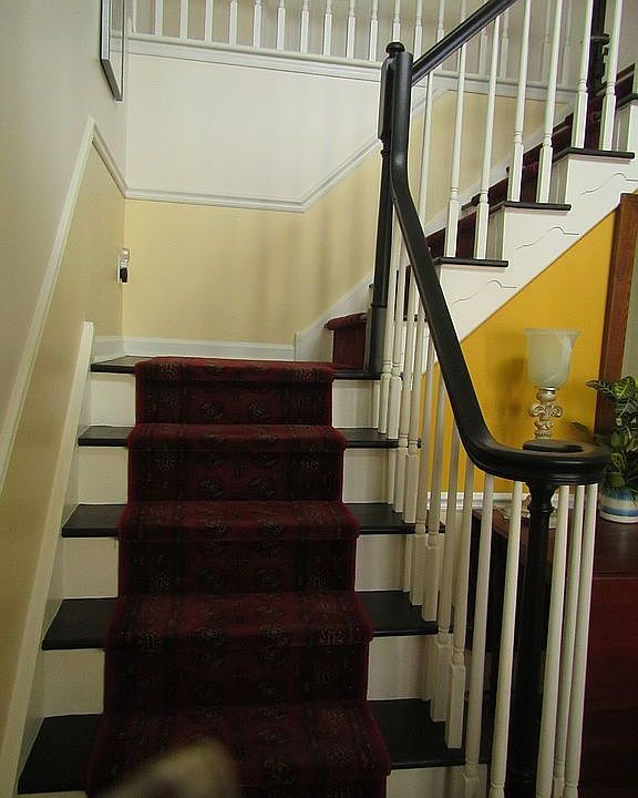 Staircase Rug Runner Installation in Philadelphia Princeton Bucks