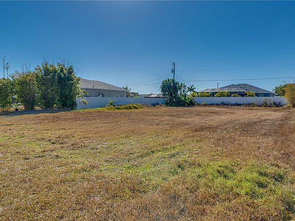 4th image of 1028 NW Juanita Pl