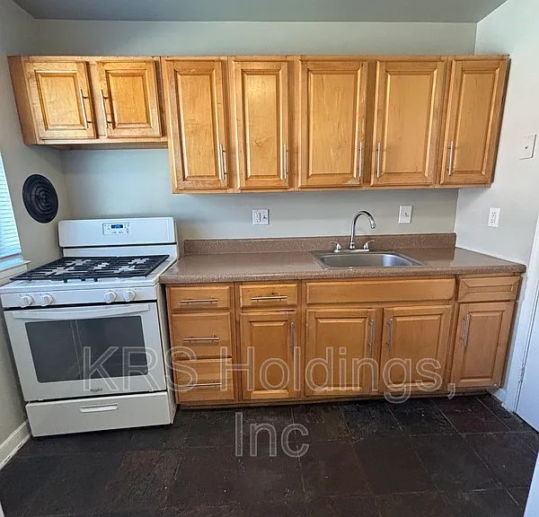 5211 Goolsby Ct N — Photo 3
