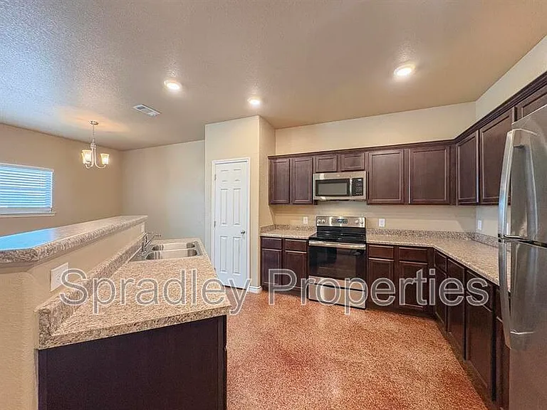 1560 Kal Ct — Photo 4