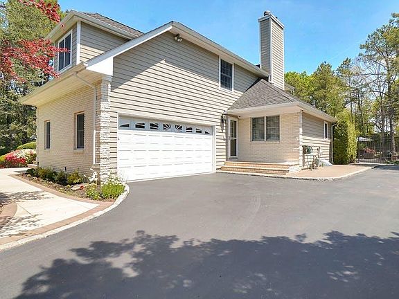 3rd image of 38 Pheasant Run Ln