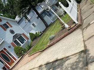 23710 Euclid St, Schneider, IN 46376