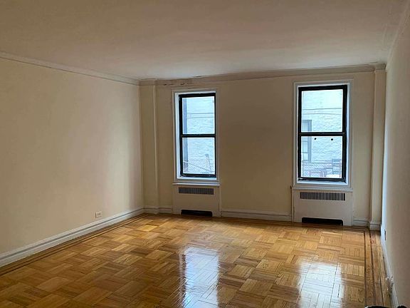 4th image of 60 Seaman Ave APT 2A