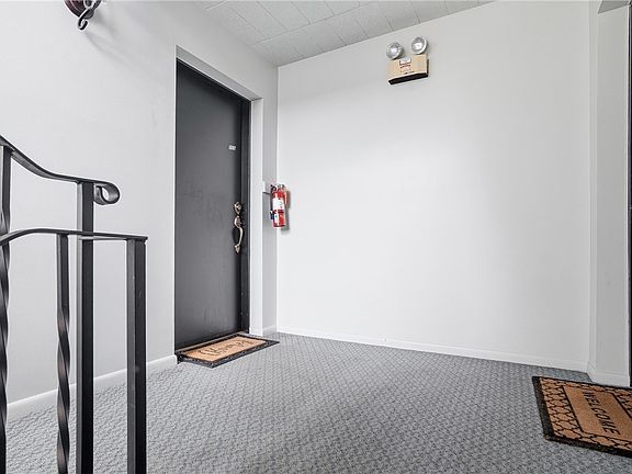 3rd image of 203 Piper Ln