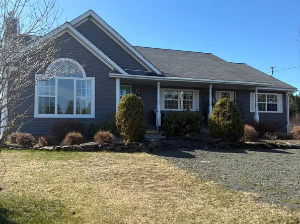 2897 Highway 7, Ashdale, NS B2G 2L3
