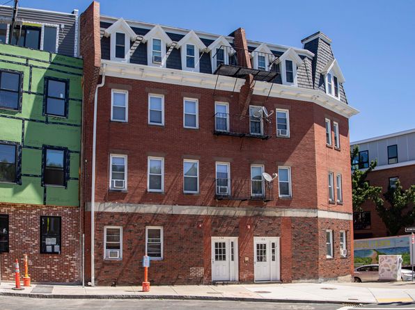 132 Emerson St APT 13