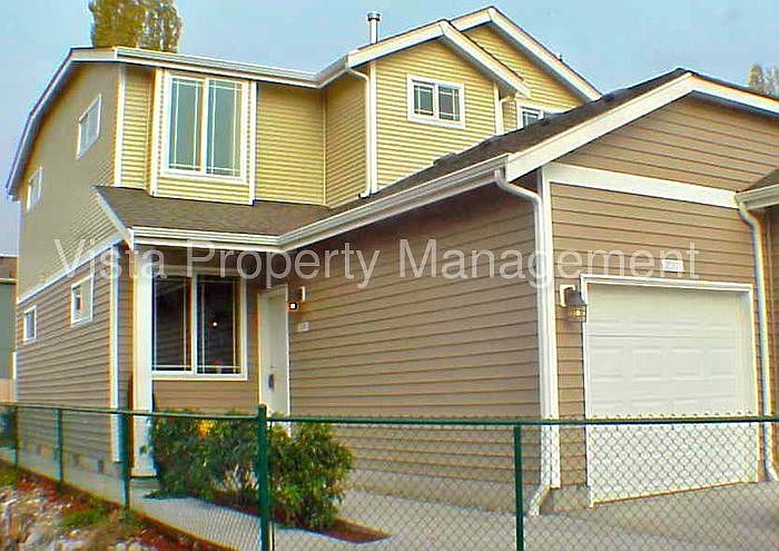 1st image of 2319 180th St E