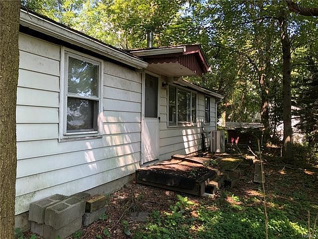 1st image of 15 Cullen Ave