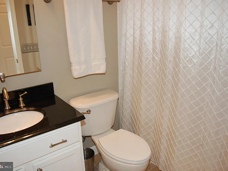 194 Martin Ln — Photo 22