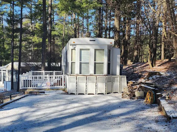 255 Pine Lake Pass, Angola, IN 46703