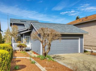 2430 SE 8th Pl, Renton, WA 98055