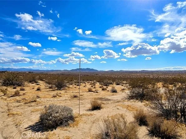 64200 Cottonwood Dr, Joshua Tree, CA 92252