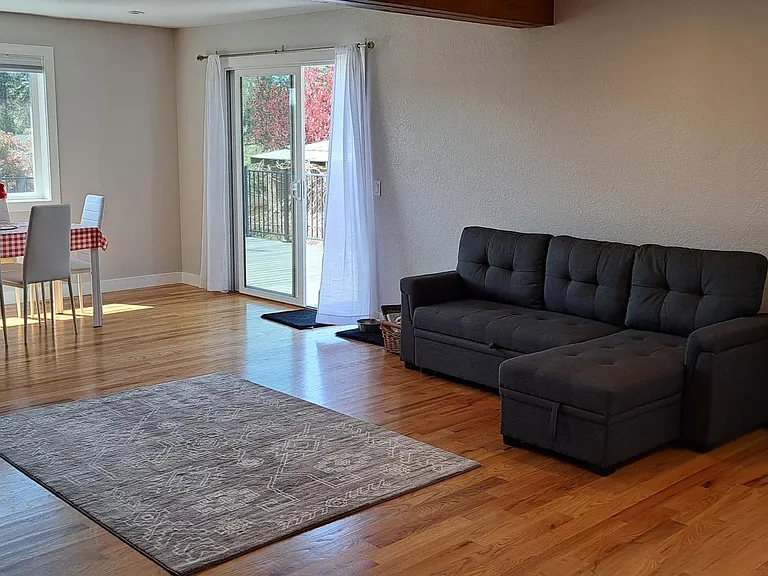 147 Arcadia Dr — Photo 5