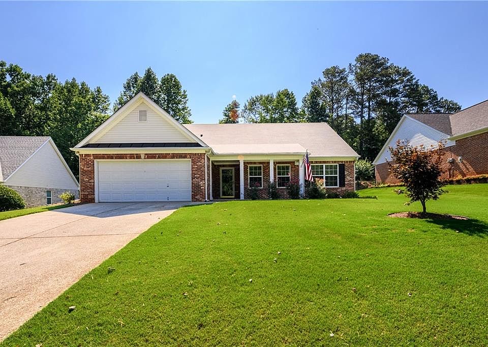 1st image of 279 Grand Ashbury Ln