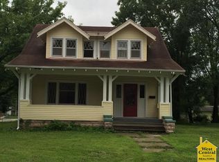 410 E Jefferson St, Clinton, MO 64735