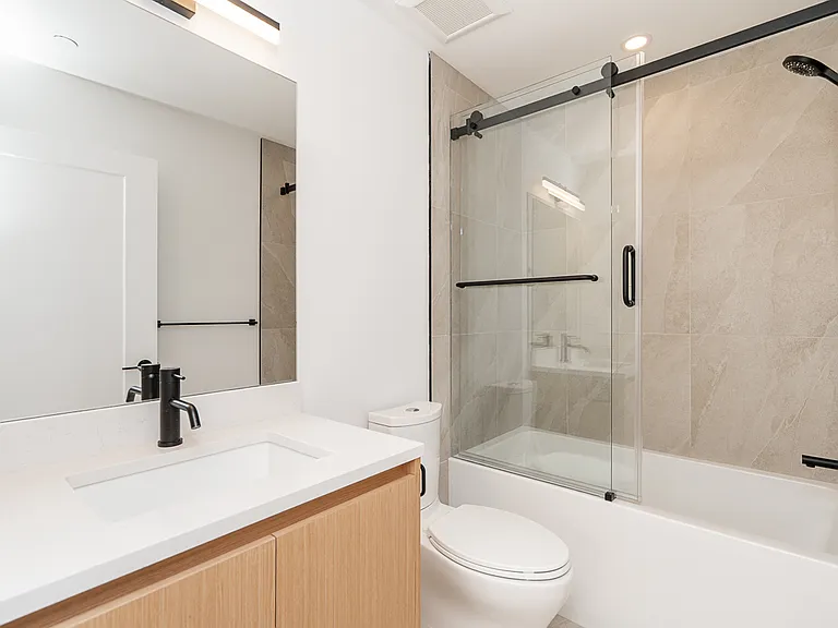 6812 Oak St #A — Photo 15