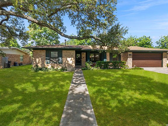 3rd image of 8607 SAGEBRUSH LN