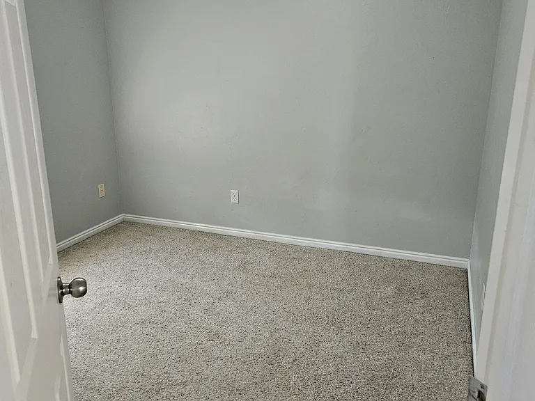 7963 N Smith Ranch Rd — Photo 10