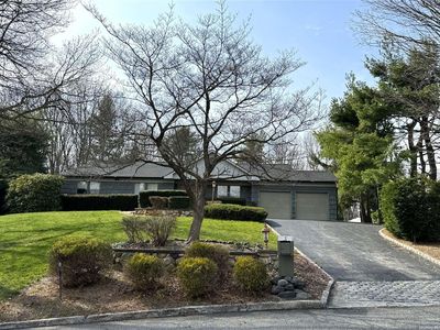21 Stonehurst Lane, Dix Hills, NY, 11746