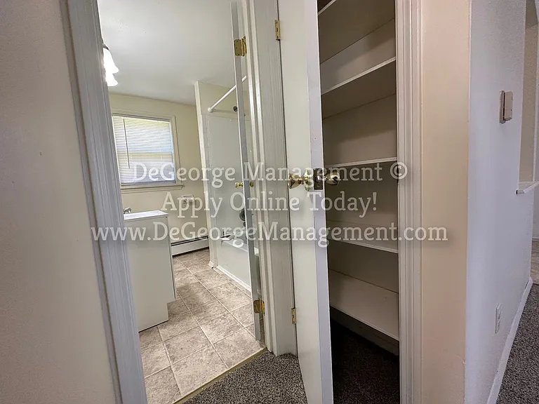 Walworth Garden Apartments — Photo 103
