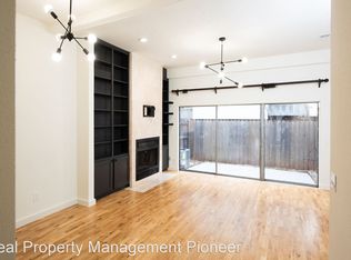 4110 Travis St APT B, Dallas, TX 75204