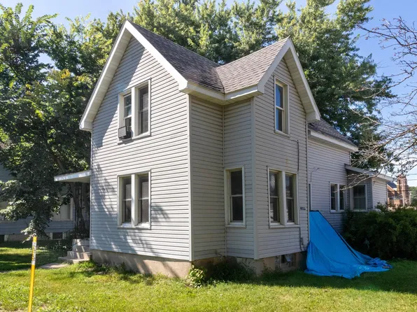 214 W College St, Albert Lea, MN 56007