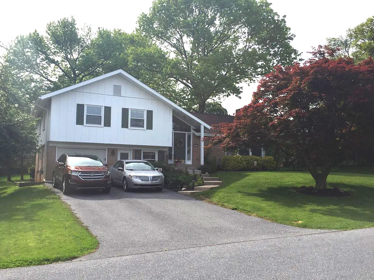 1610 Ridgedale Dr photo 1