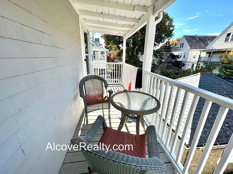 Leonard St — Photo 20