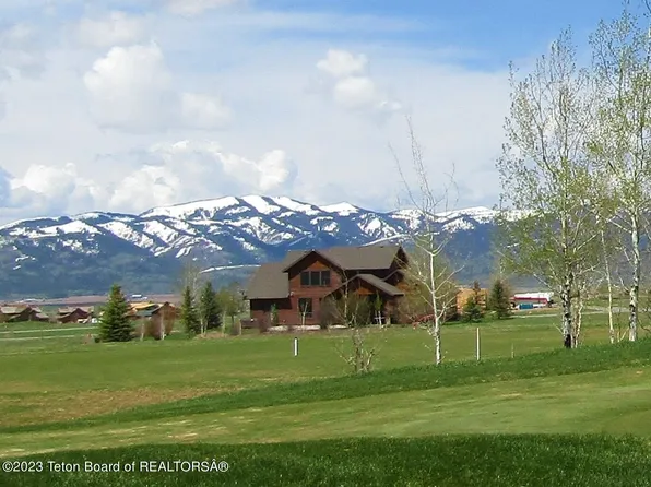 526 Royal Elk Cir, Victor, ID 83455