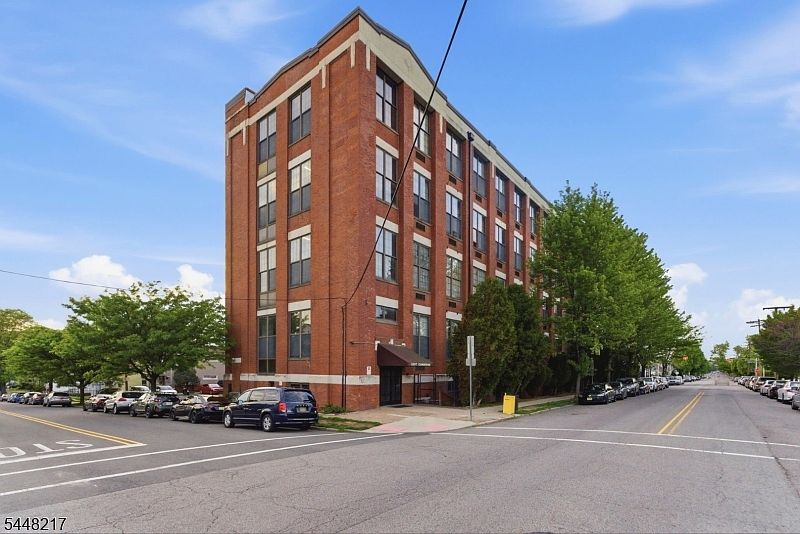 1st image of 366-382 Trenton Ave #2F