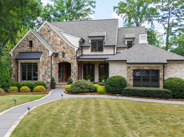 906 Lake Boone Trl, Raleigh, NC 27607