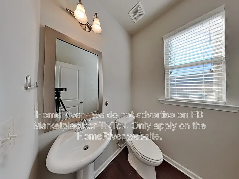 1329 Brookmere Way — Photo 20