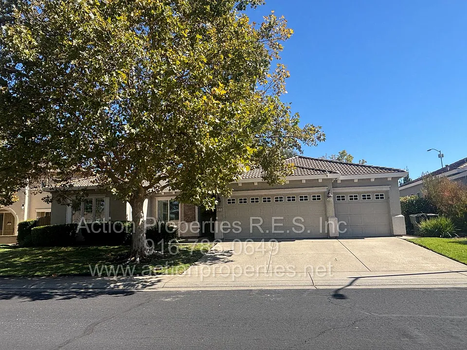 1511 Eriswell Dr