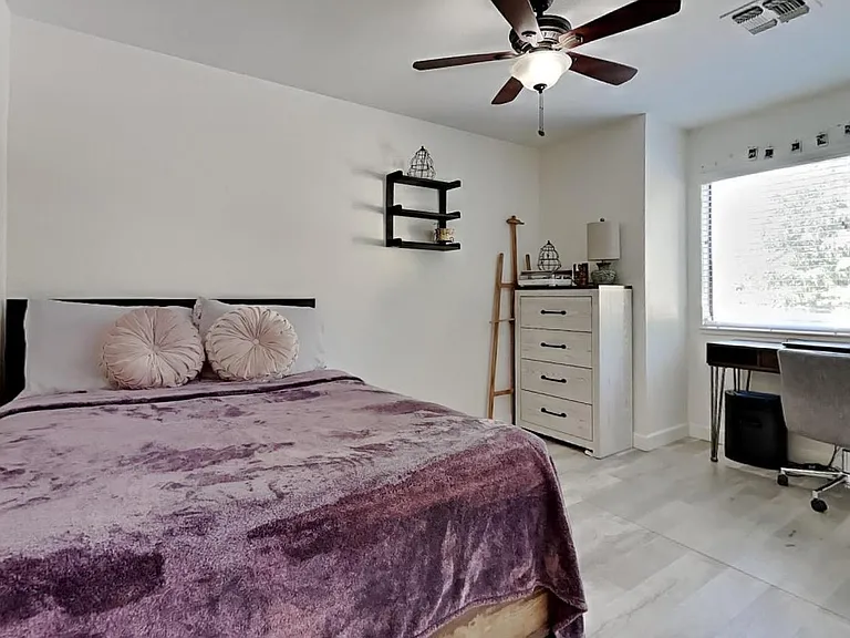 3400 Sullivan Ct #215 — Photo 9