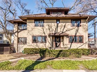 818 Augusta St, Oak Park, IL 60302