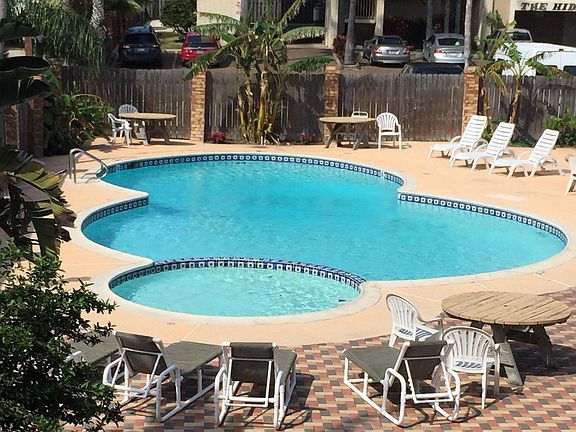 2nd image of 110 E Pompano St Unit 205