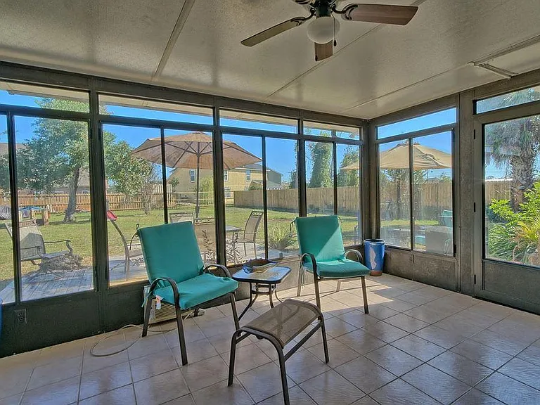829 Miles Dr — Photo 14